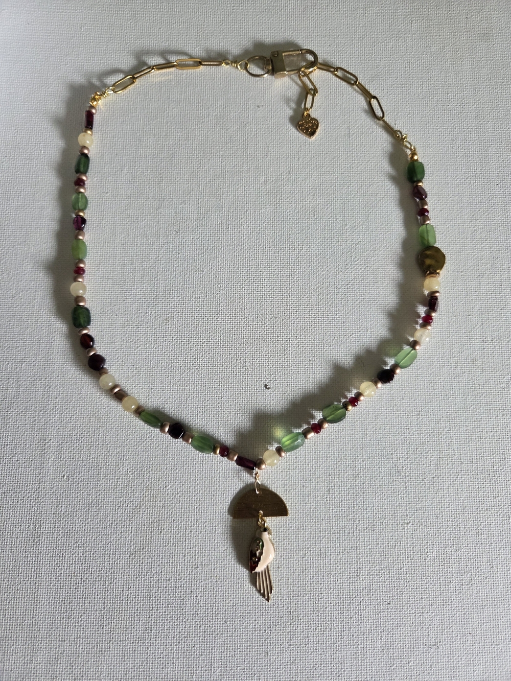 Bird Serpentine And Garnet Beaded Pendant Necklace